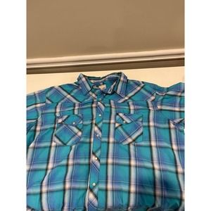 Wrangler Wranch Button Down Size XLarge